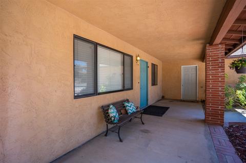 354 D St, Ramona, CA 92065 photo 3