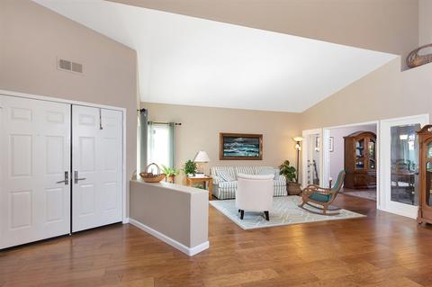 4955 Poseidon Way, Oceanside, CA 92056 photo 4