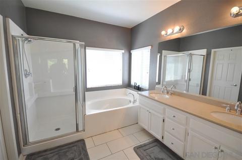 6276 Menlo Ct, Riverside, CA 92504 photo 14