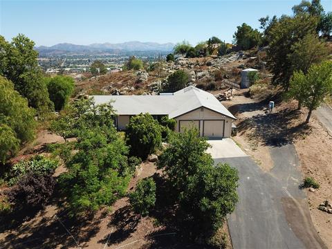 1330 Cedar, Ramona, CA 92065 photo 1