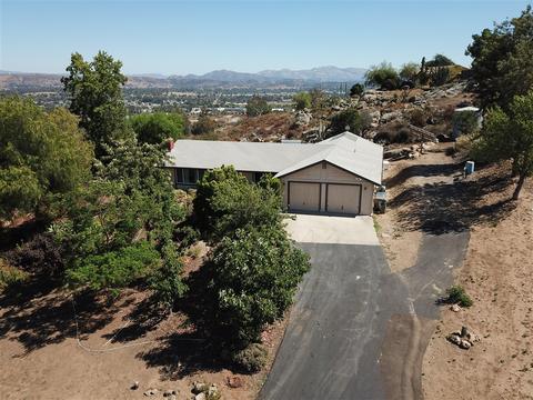 1330 Cedar, Ramona, CA 92065 photo 2