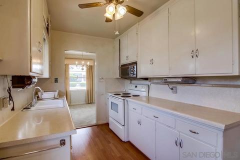 654 Ash Ave, Chula Vista, CA 91910 photo 8
