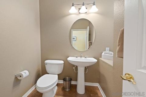 904 Bellagio Rd, Escondido, CA 92027 photo 19