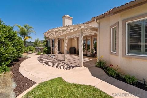 904 Bellagio Rd, Escondido, CA 92027 photo 22