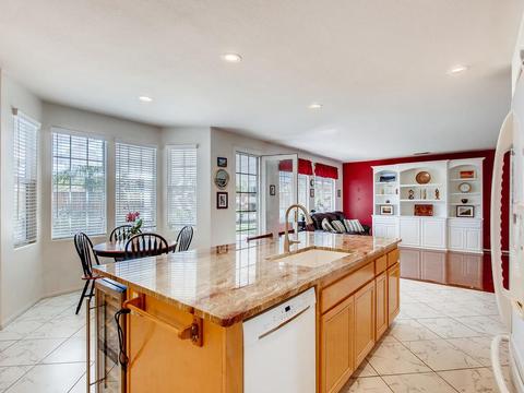 580 Echo Ln, San Marcos, CA 92078 photo 8