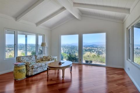 612 Rancho Camino, Fallbrook, CA 92028 photo 6