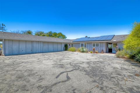 612 Rancho Camino, Fallbrook, CA 92028 photo 3