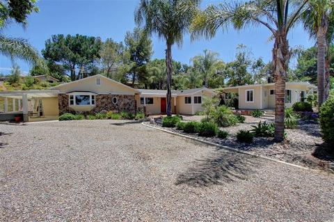 683 Starbright Ln, Alpine, CA 91901 photo 3
