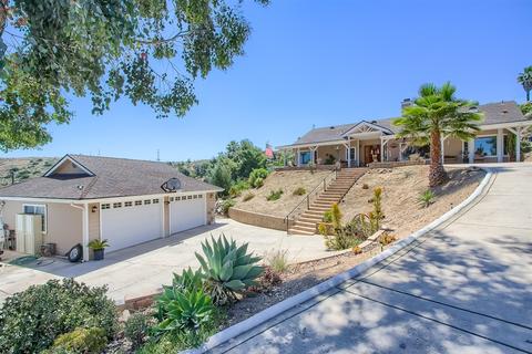 9508 Cypress St, Lakeside, CA 92040 photo 2