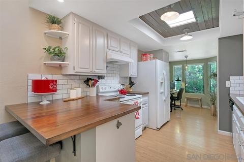 115 Bronze Way, Vista, CA 92083 photo 7