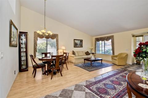 1424 Via Venusto, Oceanside, CA 92056 photo 6