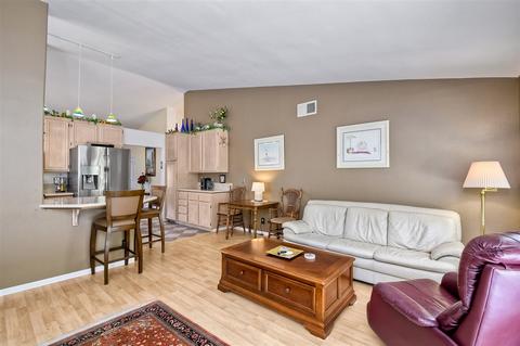 1424 Via Venusto, Oceanside, CA 92056 photo 12