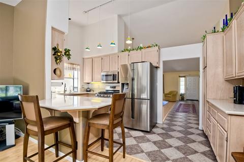 1424 Via Venusto, Oceanside, CA 92056 photo 9