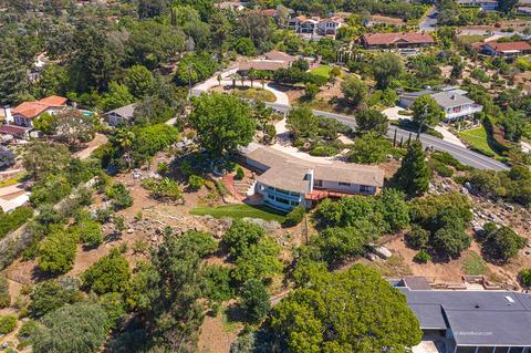 16229 Martincoit Rd, Poway, CA 92064 photo 4