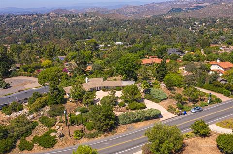 16229 Martincoit Rd, Poway, CA 92064 photo 3