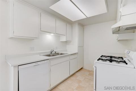 2013 Via Esmarca, Oceanside, CA 92054 photo 10