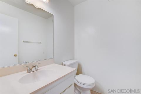 2013 Via Esmarca, Oceanside, CA 92054 photo 6
