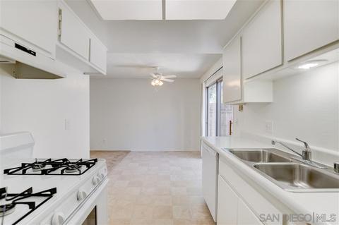 2013 Via Esmarca, Oceanside, CA 92054 photo 11