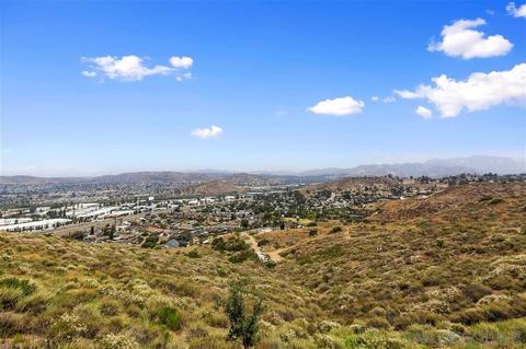 1706 Montilla St, Santee, CA 92071 photo 2