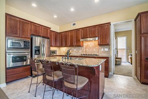 1689 Irwin St, Chula Vista, CA 91913 photo 6