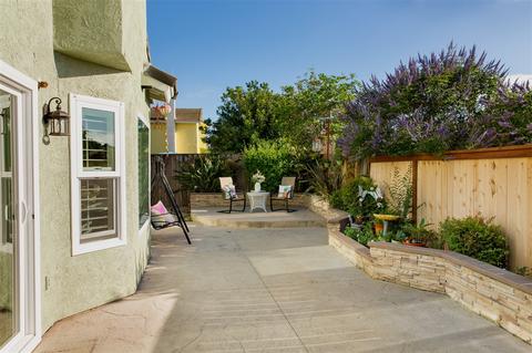 2105 Madiera Dr, Oceanside, CA 92056 photo 11