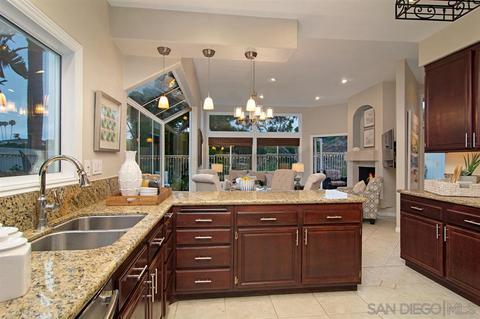1494 Caminito Solidago, La Jolla, CA 92037 photo 6