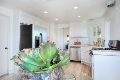 6853 Shearwaters Dr, Carlsbad, CA 92011 photo 9