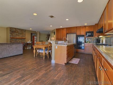 2039 Crystal Clear Dr, Spring Valley, CA 91978 photo 10