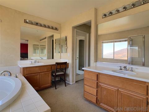 2039 Crystal Clear Dr, Spring Valley, CA 91978 photo 24