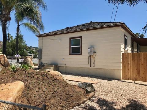 1001 E Chase Ave, El Cajon, CA 92020 photo 4