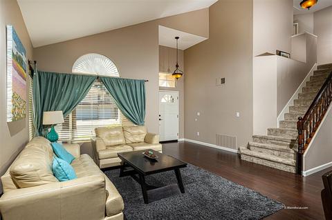798 Mosaic Cir, Oceanside, CA 92057 photo 3