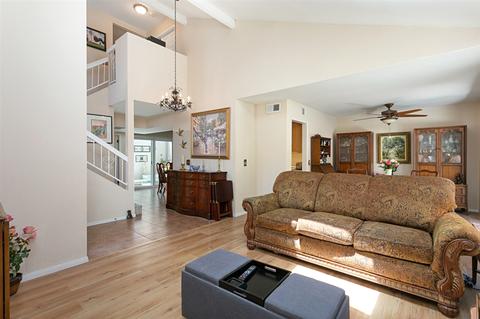 1860 Guilder Gln, Escondido, CA 92029 photo 8