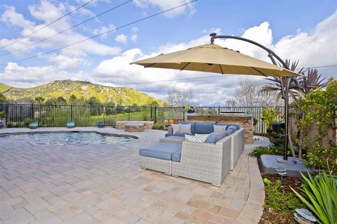 10081 Ranchitos Pl, Lakeside, CA 92040 photo 3