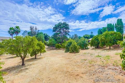 2063 Summit Dr, Escondido, CA 92025 photo 24