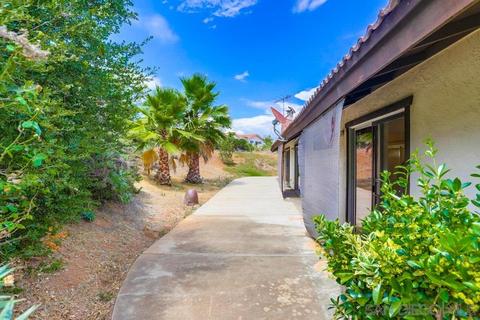 2063 Summit Dr, Escondido, CA 92025 photo 22