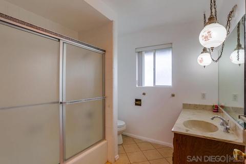 2063 Summit Dr, Escondido, CA 92025 photo 18