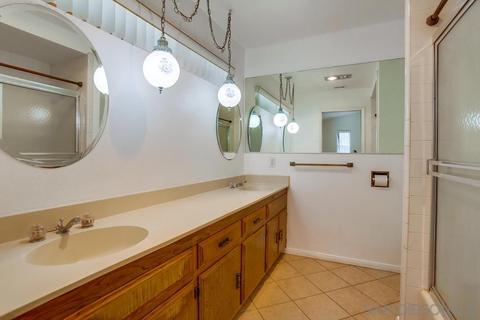 2063 Summit Dr, Escondido, CA 92025 photo 14