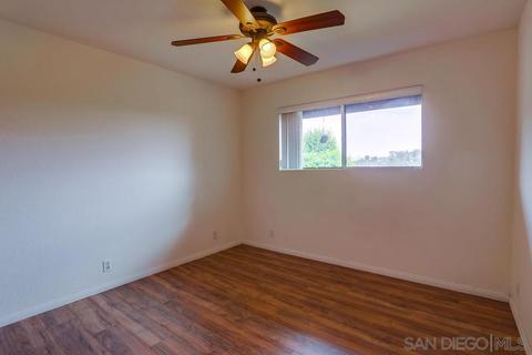 2063 Summit Dr, Escondido, CA 92025 photo 17