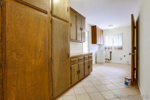 2063 Summit Dr, Escondido, CA 92025 photo 19