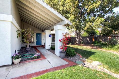 2933 Soledad Pl, Escondido, CA 92027 photo 2