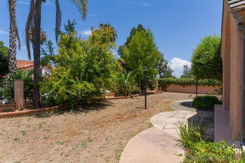 3564 Celinda Dr, Carlsbad, CA 92008 photo 23