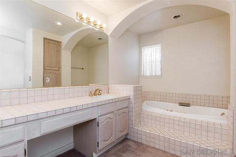3564 Celinda Dr, Carlsbad, CA 92008 photo 18