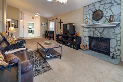 10395 Claudia Ln, Santee, CA 92071 photo 9