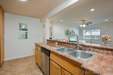 9860 Dale Ave #A4, Spring Valley, CA 91977 photo 6