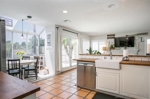 941 Gallery Dr, Oceanside, CA 92057 photo 10