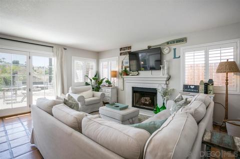 941 Gallery Dr, Oceanside, CA 92057 photo 6