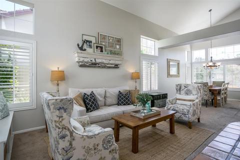 941 Gallery Dr, Oceanside, CA 92057 photo 2