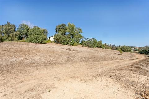 900 La Rueda #181-041-01-00, Vista, CA 92084 photo 20