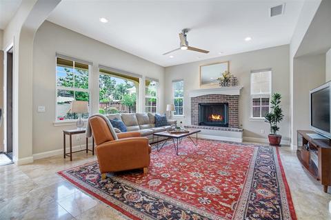 6772 Malachite Pl, Carlsbad, CA 92009 photo 5