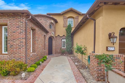 6772 Malachite Pl, Carlsbad, CA 92009 photo 3